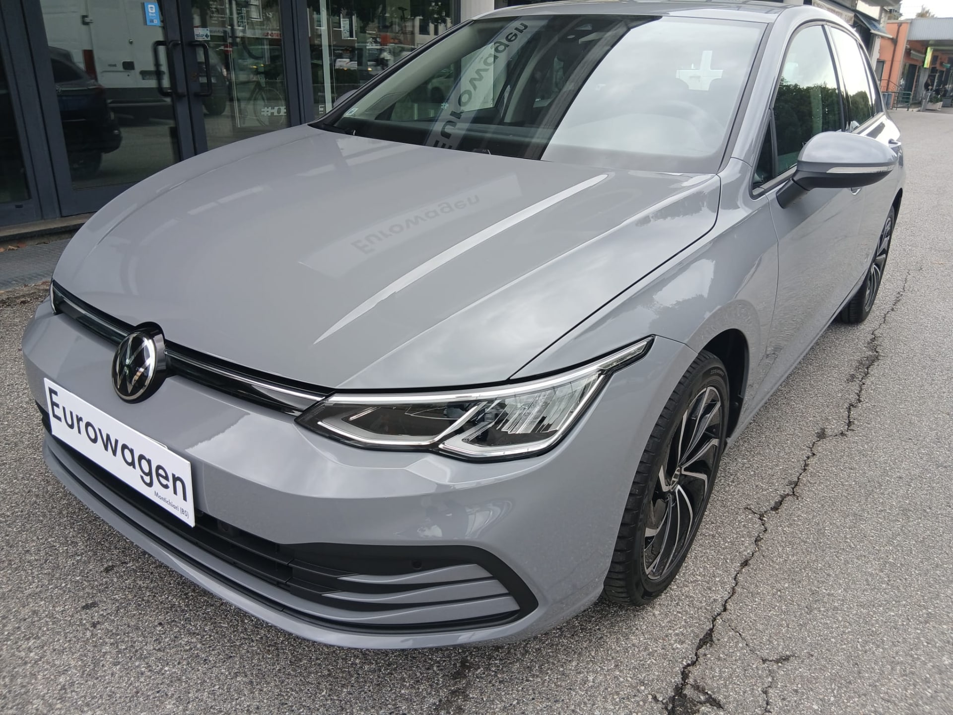 VOLKSWAGEN Golf 8 serie